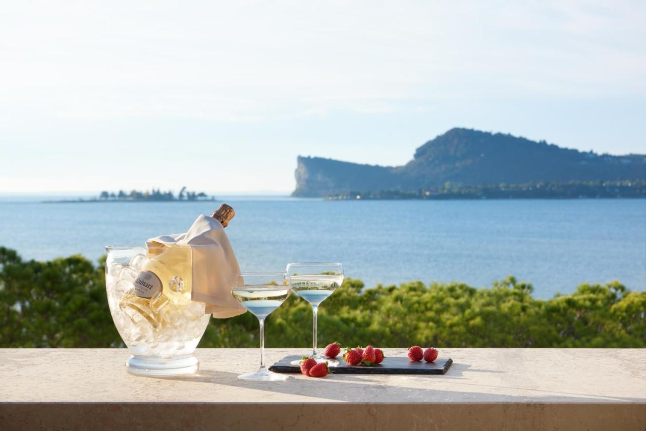 Hotel Ristorante Sogno San Felice del Benaco Eksteriør billede